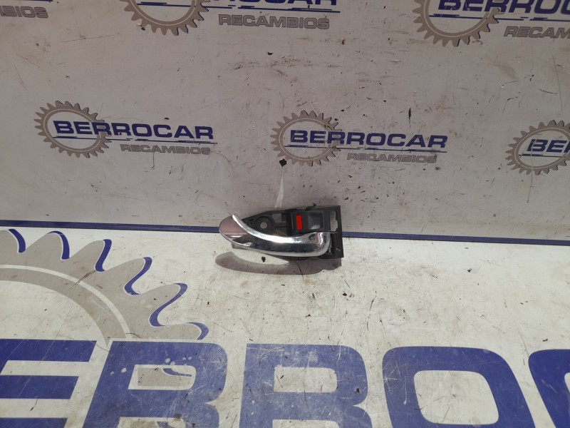 Recambio de maneta interior trasera derecha para toyota rav 4 2.2 d-4d cat referencia OEM IAM 6920533090B0  