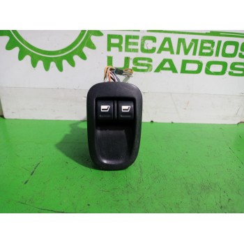 Recambio de mando elevalunas delantero izquierdo para peugeot 206 berlina e-music referencia OEM IAM 6552WQ  
