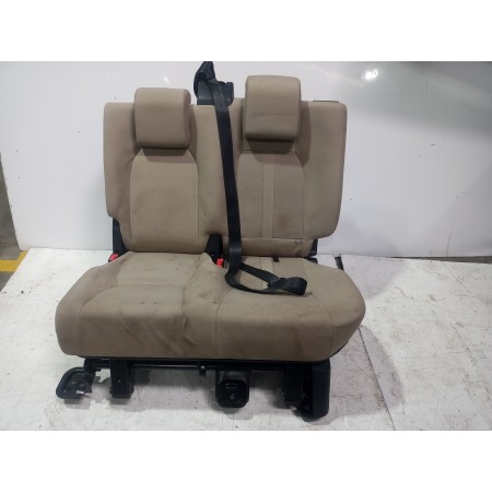 Recambio de asientos traseros para land rover discovery 4 tdv6 hse referencia OEM IAM LR013282  