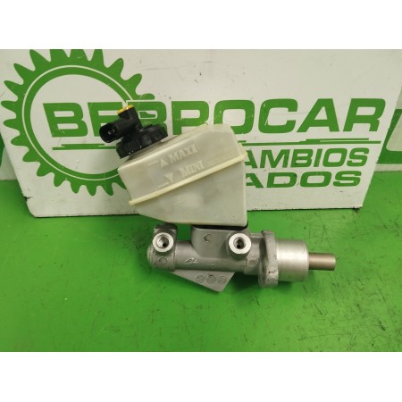 Recambio de bomba freno para renault clio ii fase ii (b/cb0) 1.5 dci diesel referencia OEM IAM 7700417649  