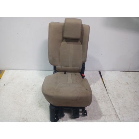 Recambio de asientos trasero derecho para land rover discovery 4 tdv6 hse referencia OEM IAM LR013262  