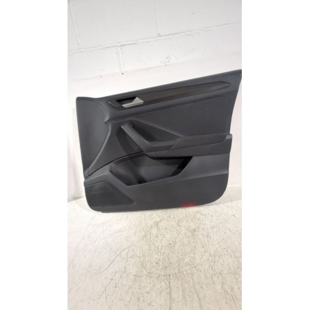 Recambio de guarnecido puerta delantera derecha para volkswagen t-roc (a11, d11) 1.6 tdi referencia OEM IAM 2GA867012  