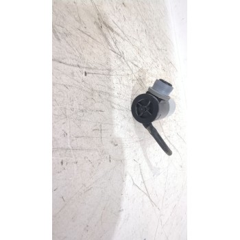 Recambio de bomba limpia para toyota auris (_e15_) 1.6 (zre151_) referencia OEM IAM 8533002030  