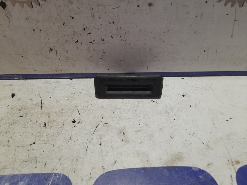 Recambio de maneta exterior porton para skoda spaceback (5h) 1.6 tdi referencia OEM IAM 5E0827566  