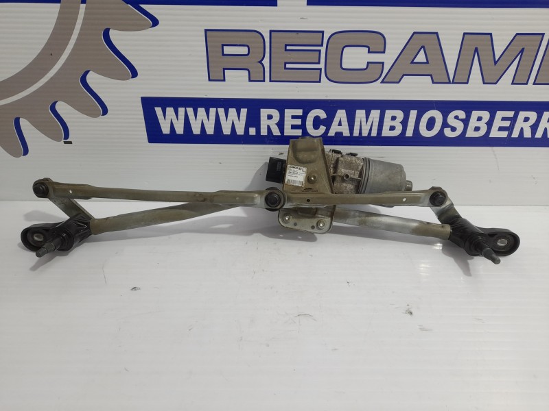 Recambio de motor limpia delantero para mazda 3 berlina (bk) 1.6 cd diesel cat referencia OEM IAM BN8V6737XA  