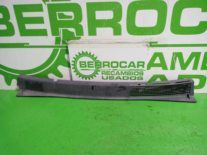 Recambio de moldura para opel zafira a elegance referencia OEM IAM 90587352/1  