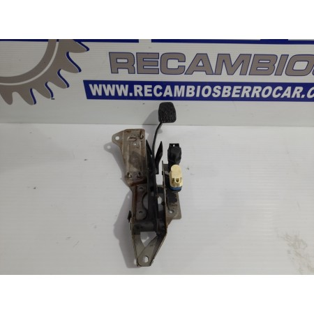 Recambio de pedal embrague para mazda 3 berlina (bk) 1.6 cd diesel cat referencia OEM IAM KE4041300  