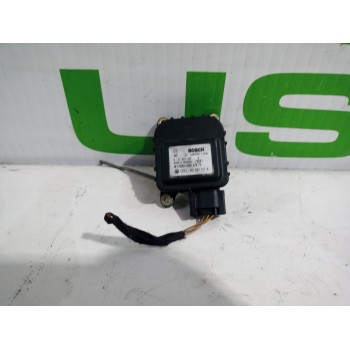 MOTOR APERTURA TRAMPILLAS 4B1820511A 