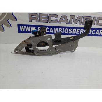 Recambio de pedal embrague para mazda 3 berlina (bk) 1.6 cd diesel cat referencia OEM IAM KE4041300  
