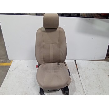 ASIENTO DELANTERO IZQUIERDO LR013215 
