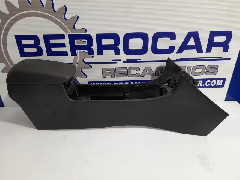 Recambio de consola central para mazda 3 berlina (bk) 1.6 cd diesel cat referencia OEM IAM BP4K64428  