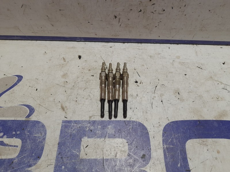 Recambio de calentadores para seat leon (1m1) 1.9 tdi referencia OEM IAM 0100226227 / UNIDAD  