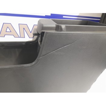 Recambio de consola central para mazda 3 berlina (bk) 1.6 cd diesel cat referencia OEM IAM BP4K64428  