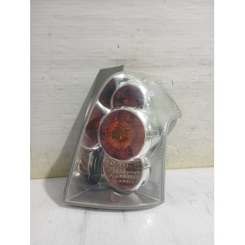 PILOTO TRASERO DERECHO 815510F020 