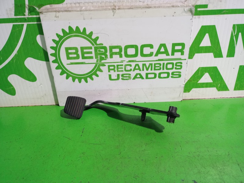 Recambio de pedal embrague para peugeot 206 berlina e-music referencia OEM IAM 2127L5  