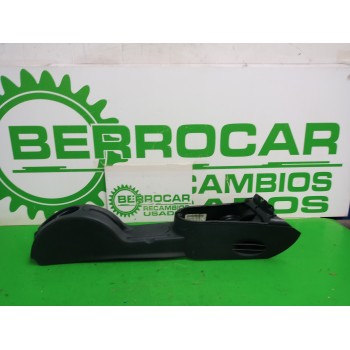 Recambio de consola central para citroën c3 1.4 hdi sx referencia OEM IAM 96519603ZE  