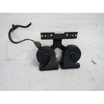 Recambio de claxon para land rover discovery 4 tdv6 hse referencia OEM IAM E30055306  