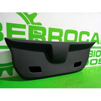 Recambio de guarnecido porton trasero para opel corsa e expression referencia OEM IAM 13180938  