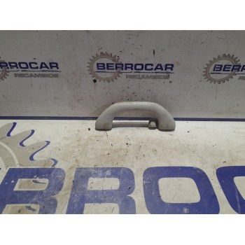 ASIDERO TECHO 5P0857607B / UNIDAD 