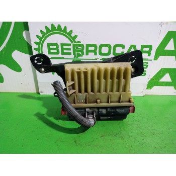 Recambio de caja reles / fusibles para opel zafira a elegance referencia OEM IAM 9685371  