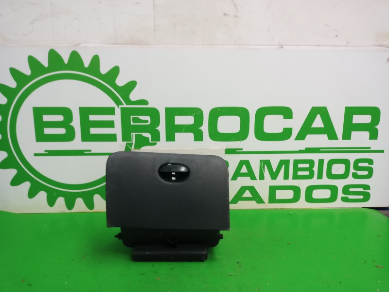 Recambio de guantera para citroën c3 1.4 hdi sx referencia OEM IAM 9638006677  