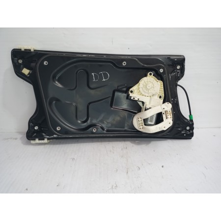 Recambio de elevalunas delantero derecho para land rover discovery 4 tdv6 hse referencia OEM IAM LR013865  