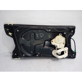 Recambio de elevalunas delantero derecho para land rover discovery 4 tdv6 hse referencia OEM IAM LR013865  