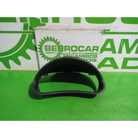 Recambio de moldura para peugeot 206 berlina e-music referencia OEM IAM 9624233277  