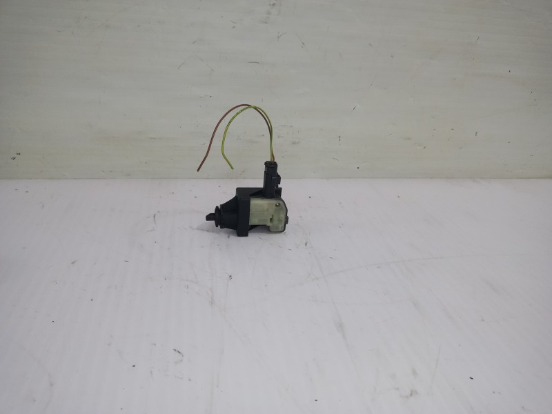Recambio de motor tapa combustible para citroën c4 grand picasso avatar referencia OEM IAM 9660019180  