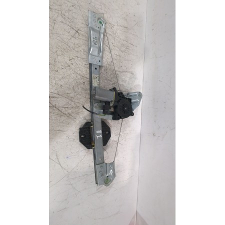 Recambio de elevalunas delantero izquierdo para dacia sandero ii (b8_) 1.5 dci referencia OEM IAM 807212452R  