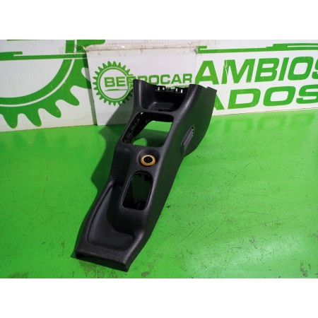 Recambio de consola central para peugeot 206 berlina e-music referencia OEM IAM 9625037977  