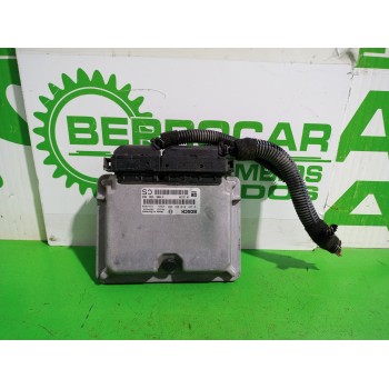Recambio de centralita motor uce para opel zafira a elegance referencia OEM IAM 09133269  