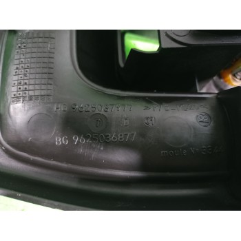 Recambio de consola central para peugeot 206 berlina e-music referencia OEM IAM 9625037977  