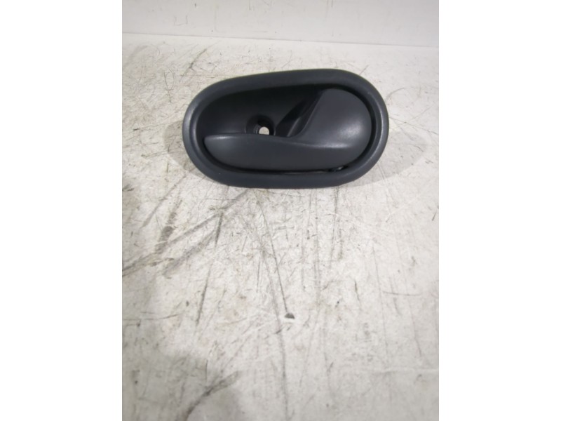 Recambio de maneta interior delantera derecha para dacia sandero ii (b8_) 1.5 dci referencia OEM IAM 826721919R  