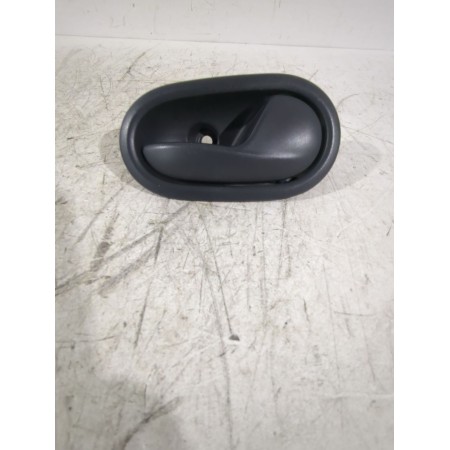 Recambio de maneta interior delantera derecha para dacia sandero ii (b8_) 1.5 dci referencia OEM IAM 826721919R  