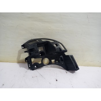 SOPORTE PARAGOLPES TRASERO YP00035880 