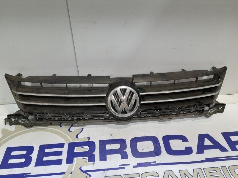 Recambio de rejilla paragolpes central para volkswagen caddy ka/kb (2c) referencia OEM IAM ZSB2K5853651  