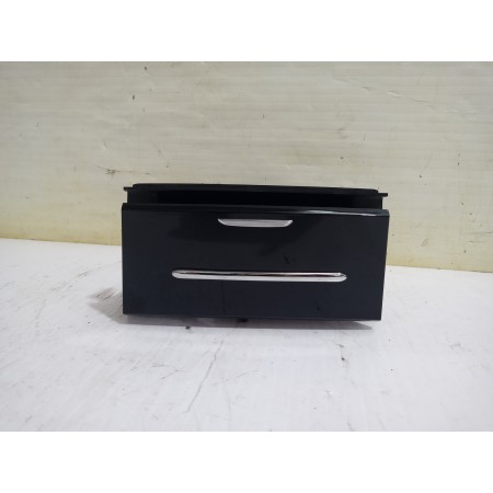 Recambio de cenicero para opel grandland x design line referencia OEM IAM YP00054177  