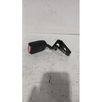Recambio de enganche cinturon trasero izquierdo para peugeot 307 (3a/c) 1.4 16v referencia OEM IAM 8973QL  