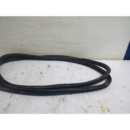 Recambio de goma contorno para seat leon (1m1) stella referencia OEM IAM 1M6827705E  