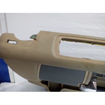 Recambio de guarnecido puerta delantera derecha para land rover discovery 4 tdv6 hse referencia OEM IAM AH2220962ACW  