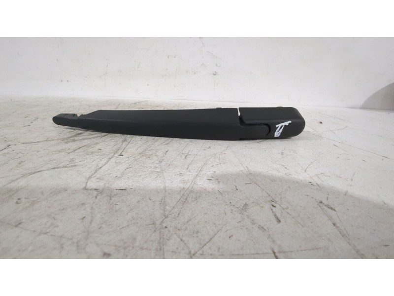 Recambio de brazo limpia trasero para dacia sandero ii (b8_) 1.5 dci referencia OEM IAM 287815304R  