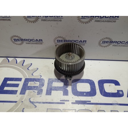 Recambio de motor calefaccion para toyota avensis berlina (t25) 1.8 16v cat referencia OEM IAM 0130101601  