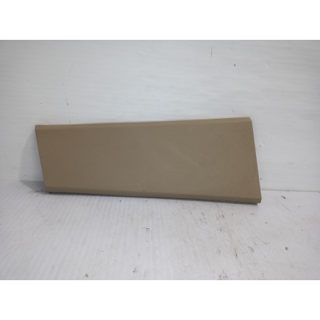 Recambio de moldura para land rover discovery 4 tdv6 hse referencia OEM IAM EMG500280  