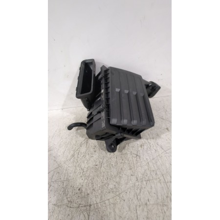 Recambio de caja filtro aire para volkswagen t-roc (a11, d11) 1.6 tdi referencia OEM IAM 5Q0129618N  