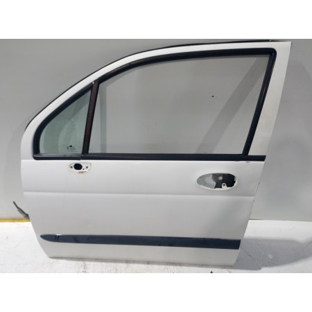 Recambio de puerta delantera izquierda para daewoo matiz cd referencia OEM IAM 96562495  