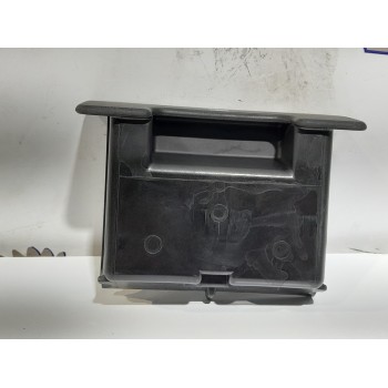 Recambio de cenicero para ford escort berl./turnier referencia OEM IAM 86AGB04810AAW  