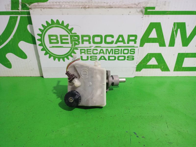 Recambio de bomba freno para peugeot 206 berlina e-music referencia OEM IAM 03350884281  