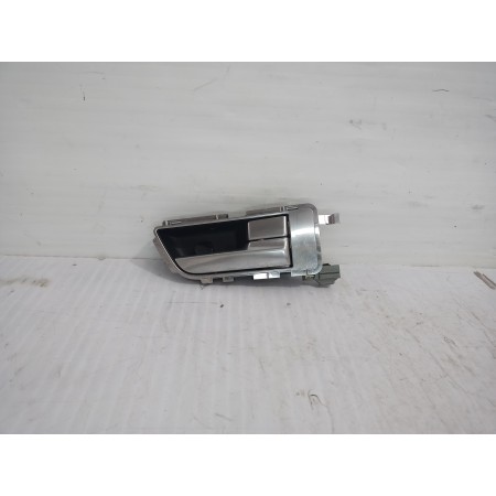 Recambio de maneta interior trasera derecha para land rover discovery 4 tdv6 hse referencia OEM IAM AH2222600BA  