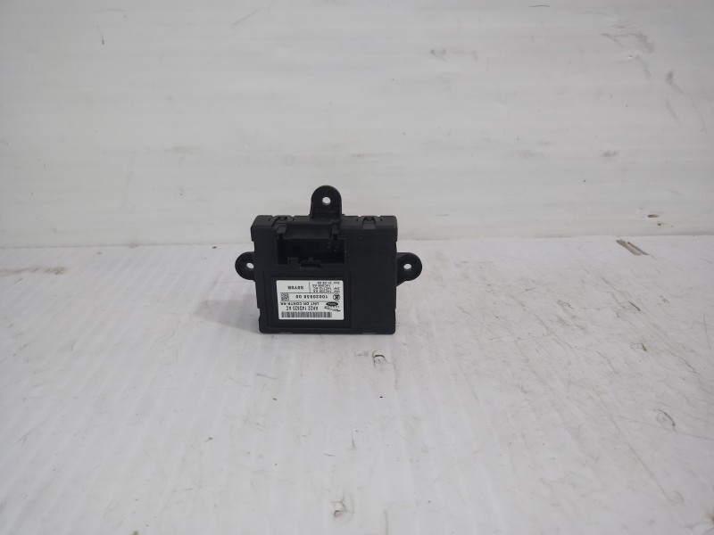 Recambio de modulo electronico para land rover discovery 4 tdv6 hse referencia OEM IAM AH2214D620AC  